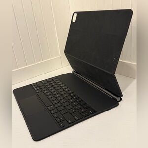 Magic Keyboard for iPad Pro 12.9-inch